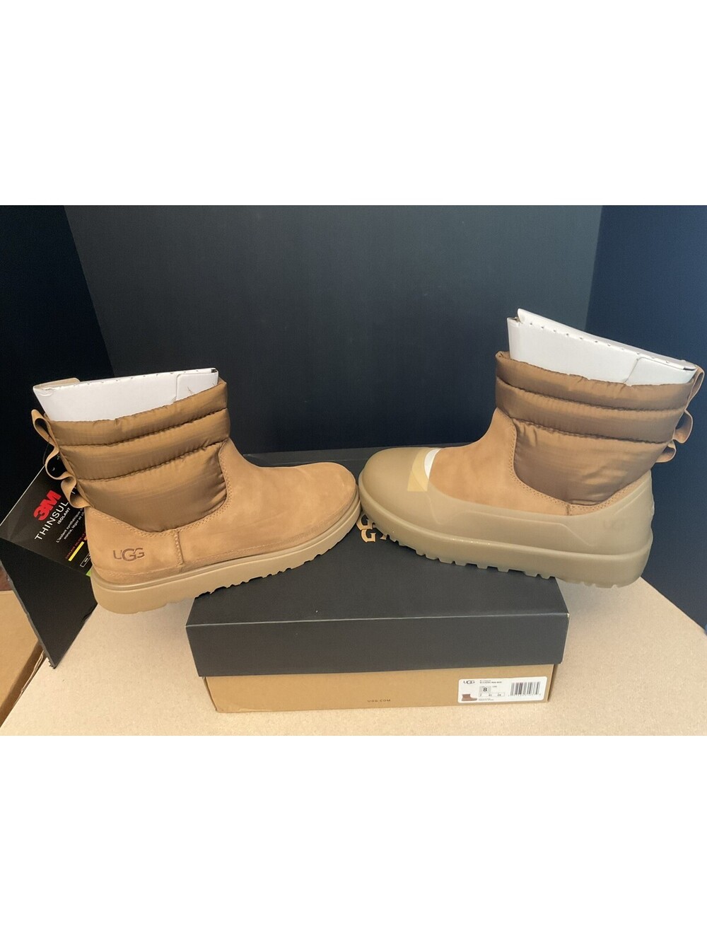 NEW! MENS UGG CLASSIC MINI MOD INSULATED BOOTS W/ SILICONE GUARD GALOSH. SIZE 8.